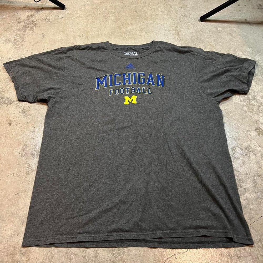 Adidas Men's Navy and Yellow T-shirt